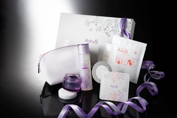 【数量限定】華やかな香りに満たされる冬コフレでスキンケアを楽しもう！