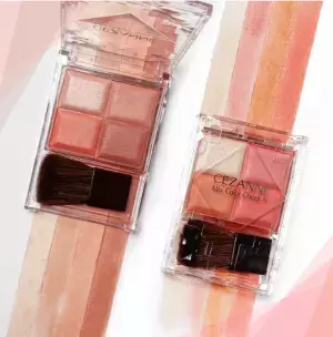 単色でも混ぜても楽しめる4色チークがリニューアル