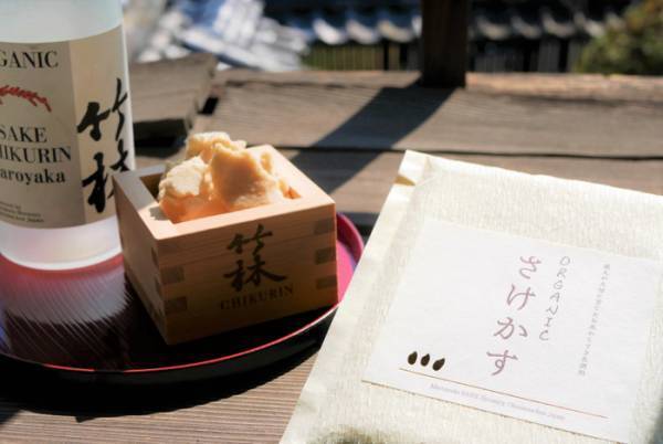 美容・健康に大地のスーパーフード「酒粕」、完全オーガニックで販売！