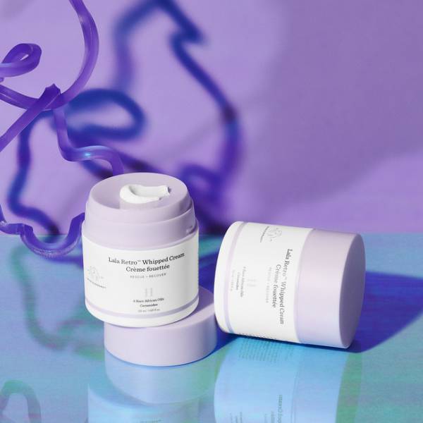 「ドランク エレファント」がホリデー限定Webコンテンツを公開