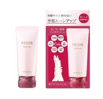 しわ・血管浮き・くすみを瞬時にカバー！プリオールのおしろいハンドクリーム