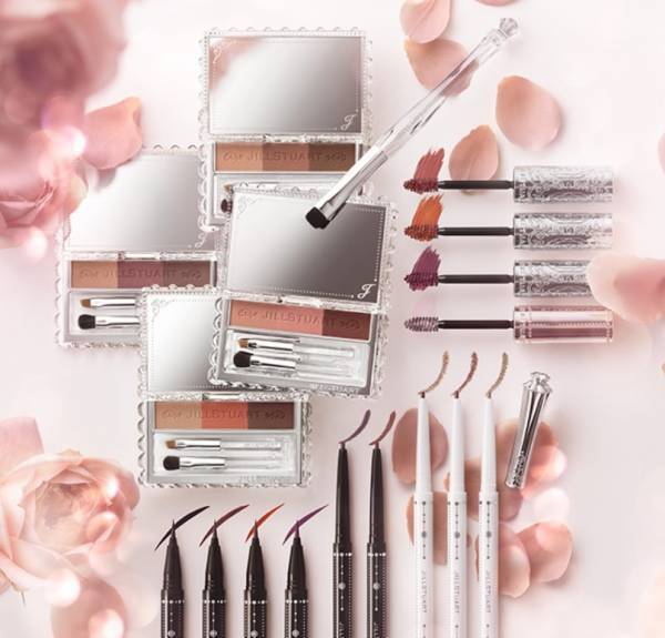 ジルスチュアートがフェミニン顔を叶えるメークアップアイテムを発売