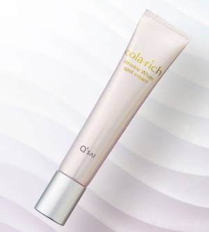 日本初、高浸透処方でシミ・シワに集中アプローチ！コラリッチの部分用クリーム