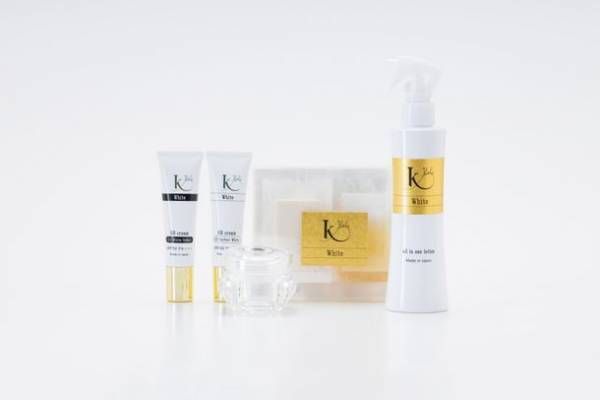 カンボジアの強い日差しもブロック！美白成分たっぷりの化粧品シリーズ