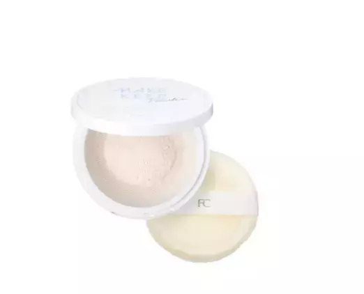 メイクしたての美しさをキープしてくれるフェイスパウダー