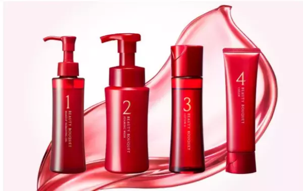 複数の年齢肌サインに同時に働きかけるスキンケアシリーズ