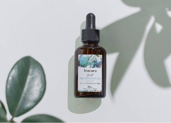 浸透力22倍！年齢肌にダイレクトに届くプレミアム版「プロテオグリカン原液」