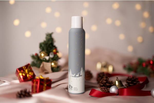 濃密炭酸泡で叶えるうるツヤ髪。b.ris の炭酸シャンプーに冬限定の香り登場