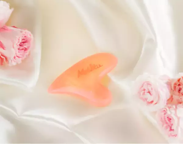 夏に向けてメリハリボディ作り！メルヴィータの進化した“ピンクのオイル”