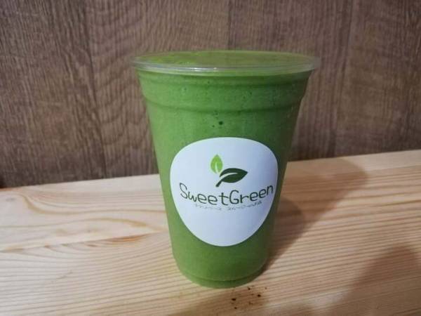 明日葉がイチオシ！スムージー専門店「スイートグリーン」