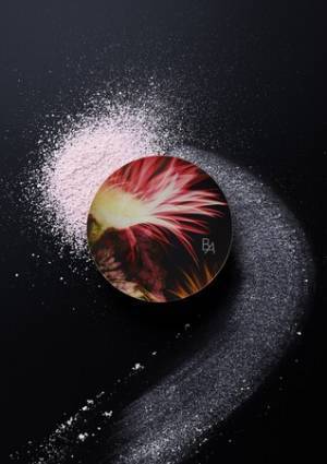 くすみを取り払い“水ハリ艶”に。「B.A」の新作フェイスパウダー来春限定発売