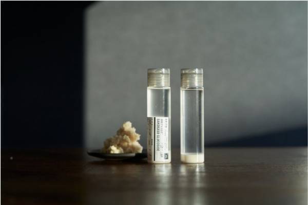 「unito」より酒粕の美容効果を最大限生かした美容液「酒粕グルコシド」誕生