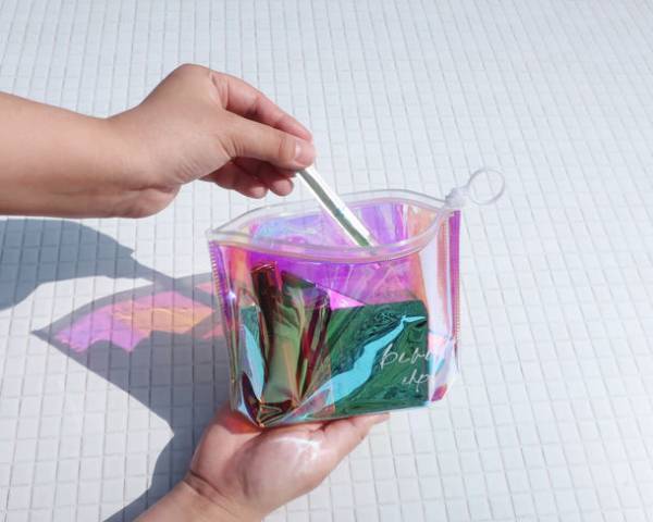 綿棒タイプの美容液『ビヴェール アイラッシュセラム』