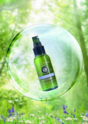 花粉の季節の新習慣。ロクシタンが天然ヴェールで頭皮を守るヘアミスト発売