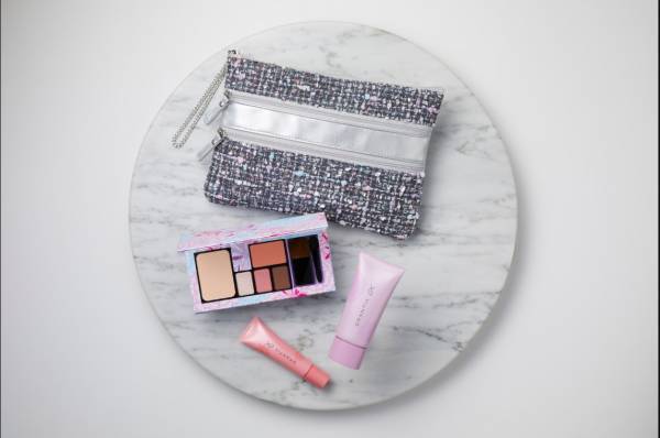 『グランティア EX』シリーズから、数量限定の『メイクアップコフレ』が登場