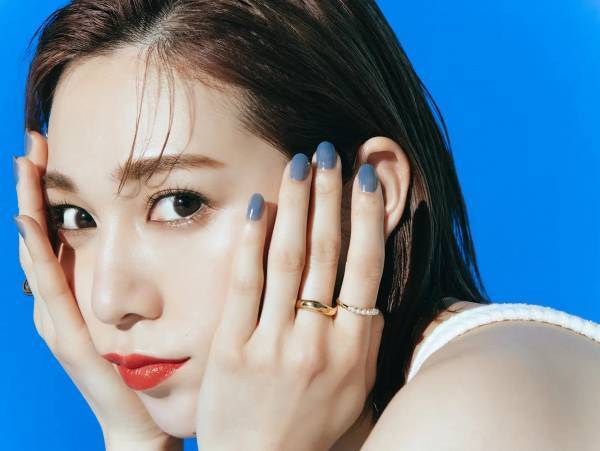 古川優香プロデュース『RICAFROSH』から速乾ネイルが新登場