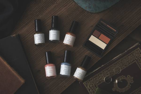 時間の厚みにこそ宿る美しさ。「オサジ」の新メイクアップコレクション4月発売