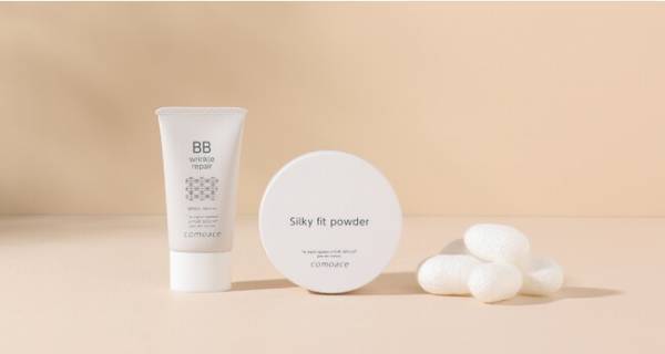 カバーしながらしわ改善！繭から抽出した天然成分配合ブランドの新ラインナップ