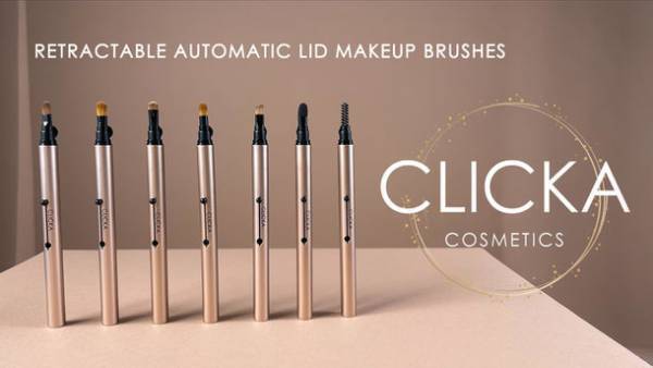 片手で出し入れ！韓国で大人気のメイクブラシ「CLICKA（クリッカ）」