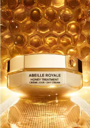 アベイユ ロイヤルから「アベイユ ロイヤル トリートメント クリーム」などが登場