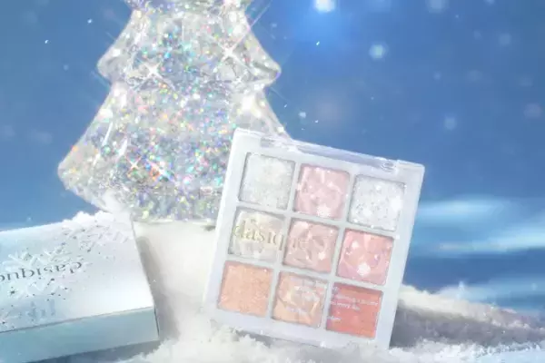 輝くホリデーコレクション！降り積もる雪の結晶を思わせるアイテム日本新発売