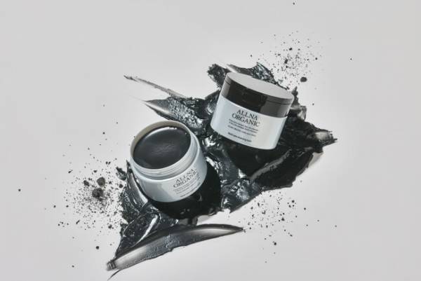 ALLNA ORGANICから「黒炭クレンジングバーム」が登場