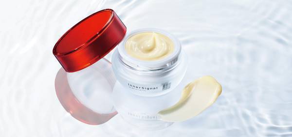 乾燥シーズンを迎える前に、インナーシグナルから高保湿美容クリームが登場