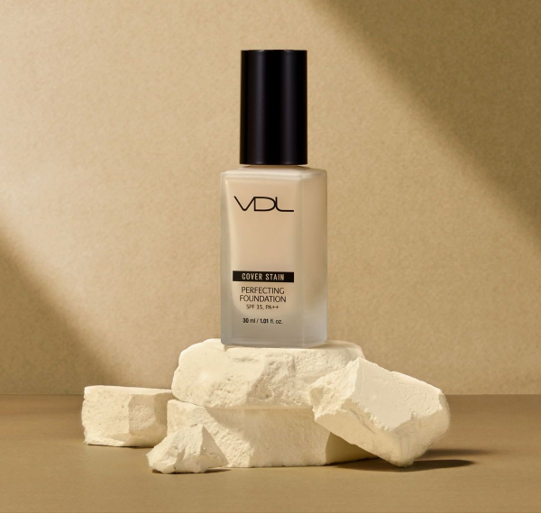 「VDL 」人気ファンデがリニューアル！マスクの色移り防止に