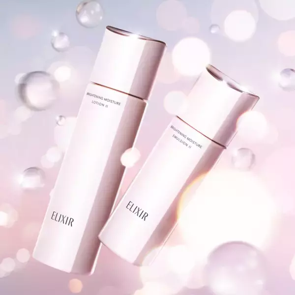 大人の透明感とハリに満ちた肌へ導く光ブースト化粧水誕生