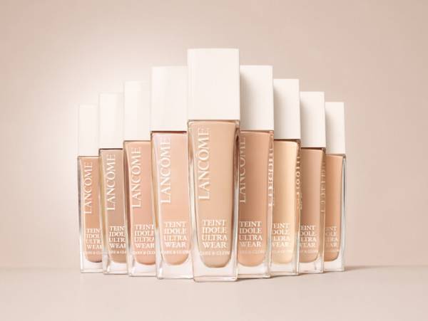 銘品ファンデ「タンイドル」シリーズにツヤ感みなぎるグロウタイプが新登場