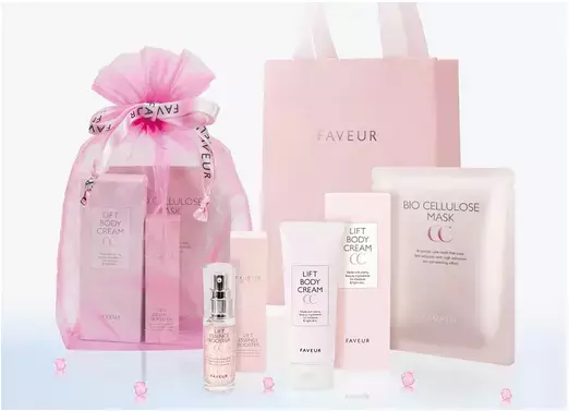 大人の女性にぴったりな「FAVEUR　ホリデーコレクション」