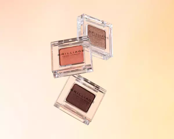 夏を彩るサマーコレクション！大人のサマーメイクを楽しむ