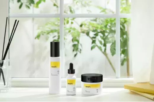 ロートのスキンケアブランド「SKIO」から化粧水が登場
