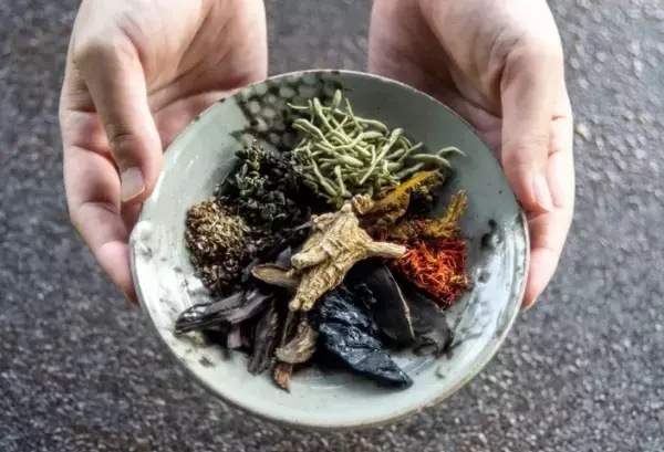 日本人の肌に必要なうるおいを！マルチオイル新発売