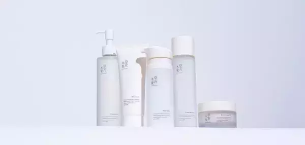 大人の毛穴目立ちに！ピンと美しい肌を保つハリケアアイテム登場