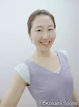 『コナミスポーツ オンラインフィットネス』が国際ヨガデー特別レッスンを開催