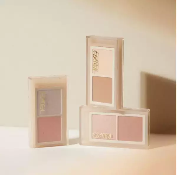 「エクセル」の新作アイシャドウ10月発売！2色のミュートカラーで“引き算メイク”を