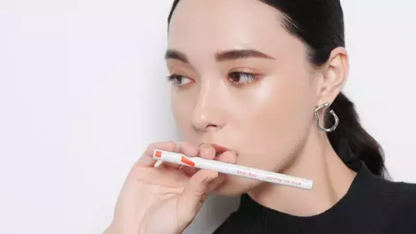 印象を彩るダブルエンドのマルチスティック新発売