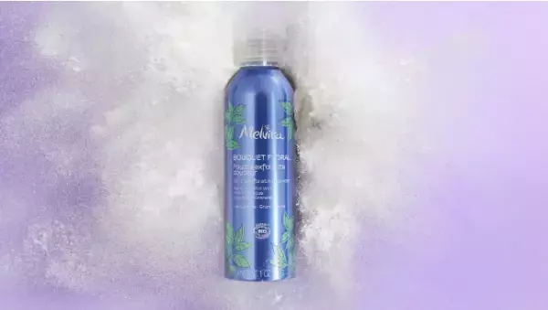 メルヴィータが「フラワーブーケ ディープクリアパウダーウォッシュ」を発売