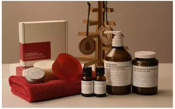 マークスアンドウェブのクリスマス限定アイテム