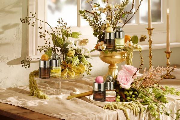 「デリシャス ルバーブ＆ローズ」にボディ＆ハンドケアが仲間入り