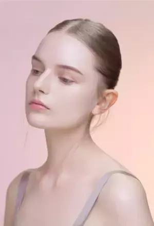 クラゲ由来の生コラーゲン！ミネラルコスメラインからフェイスパウダー新登場