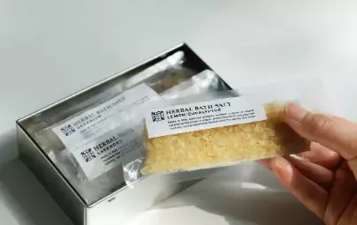 【MARKS＆WEB】3種の香りが楽しめる『ハーバルバスソルトセット』を発売