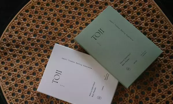 100パーセント自然由来！精油ブレンドのバスパウダーで夏こそ乾燥肌ケアを