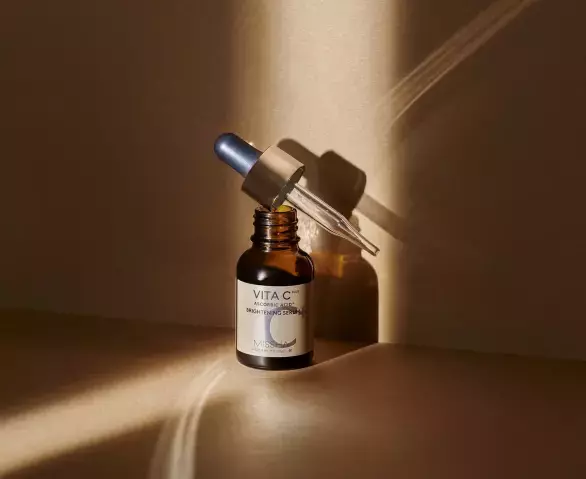 ビタミンCの手応えを追求！ミシャが薬用美白美容液を新発売