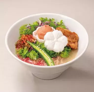 驚きのおいしさ！日本の春をイメージした『Veganとんこつらーめん』が登場