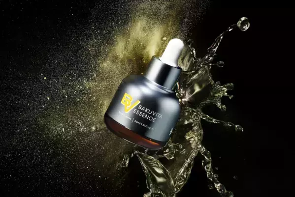 透明感ケアとエイジングケアを両立！「mgb skin」から『バクビタエッセンス』が登場