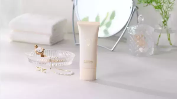 光を味方にして自然な美ツヤ肌へ！「ラサーナ」から新BBクリーム登場