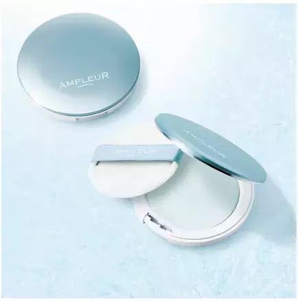 人気の限定アイテムが再販決定！「アンプルール フェイスパウダー クール」