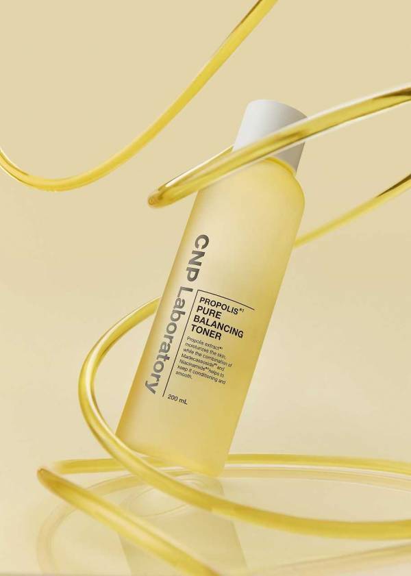「CNP プロP」から初のボトルタイプ化粧水『CNP プロP トナー』発売